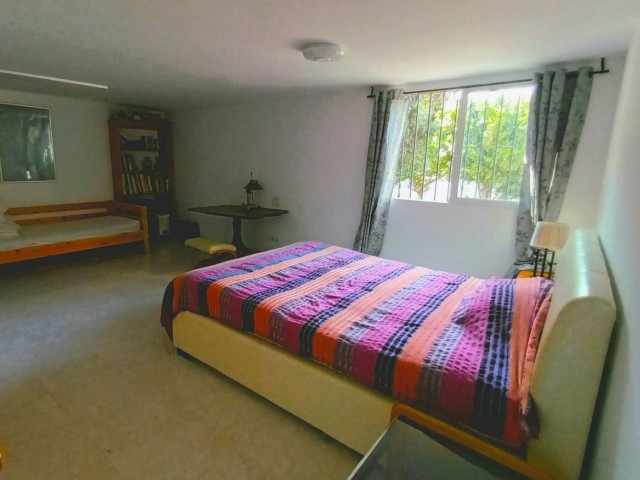 5 Bedrooms Villa in Benalmadena