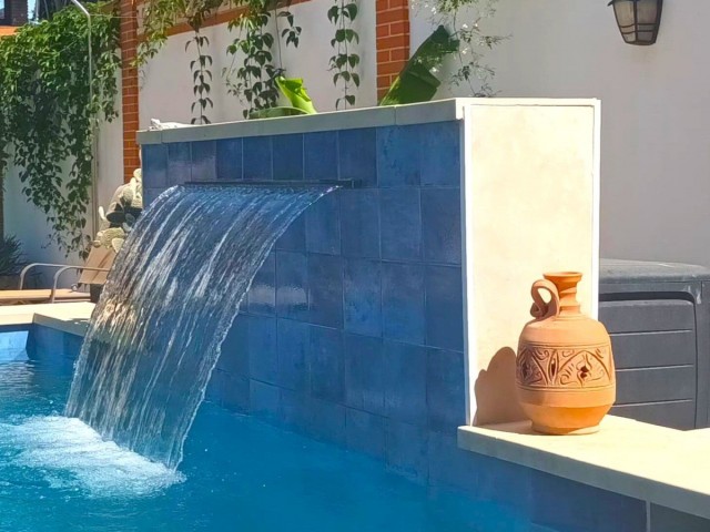 5 Bedrooms Villa in Benalmadena