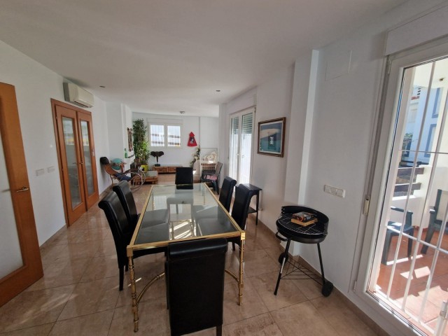 5 Bedrooms Villa in Manilva