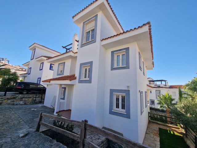 5 Bedrooms Villa in Manilva