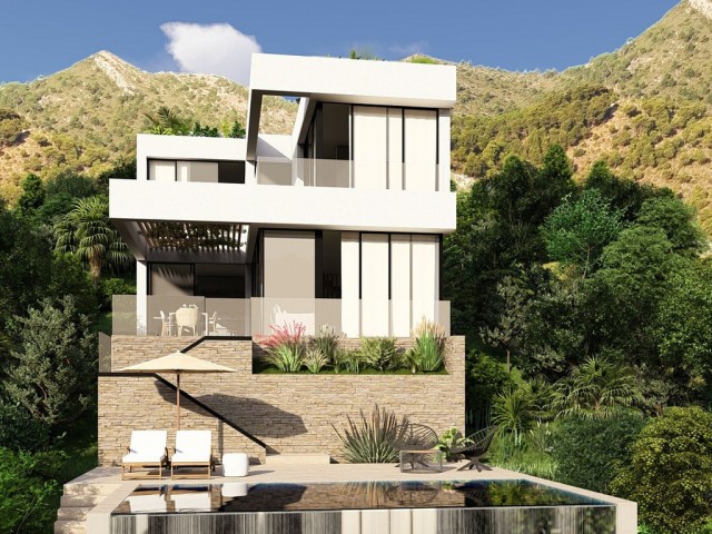 4 Bedrooms Villa in Mijas