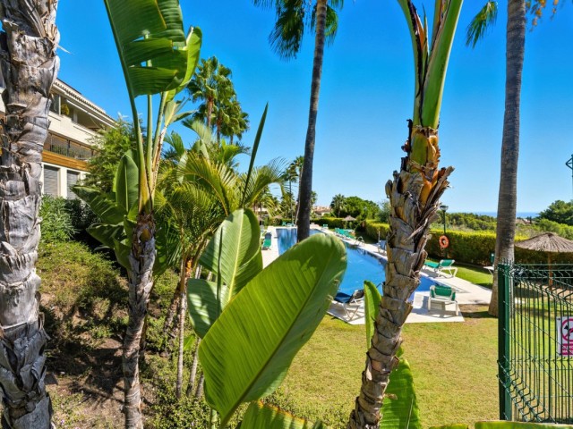 Apartment, Sierra Blanca, R5181412