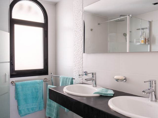 3 Bedrooms Townhouse in Costalita