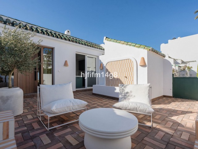 Adosado, La Colina, R5185402