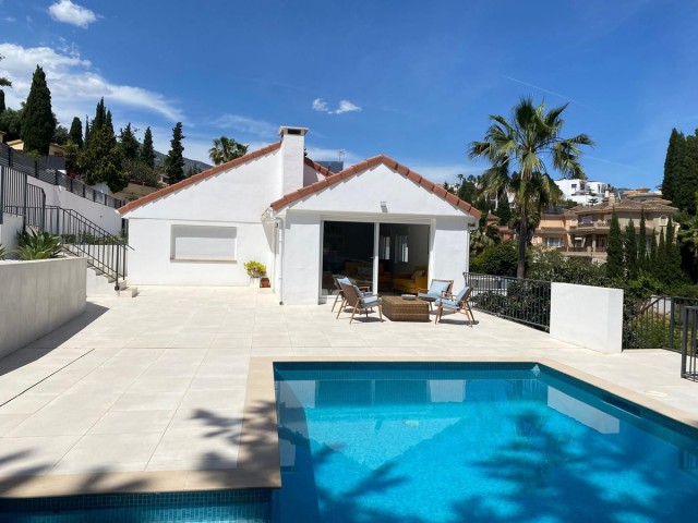 4 Makuuhuoneen Huvila Campo Mijas