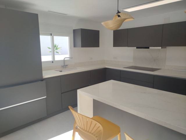4 Makuuhuoneen Huvila Campo Mijas