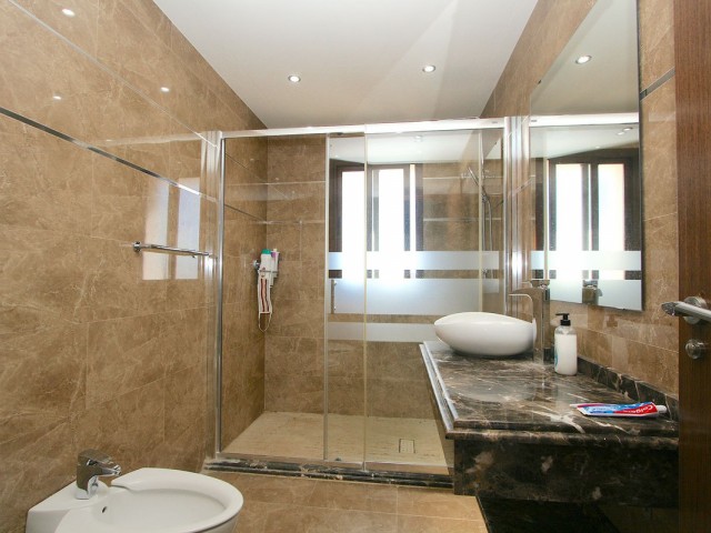 8 Schlafzimmer Villa in Sierrezuela