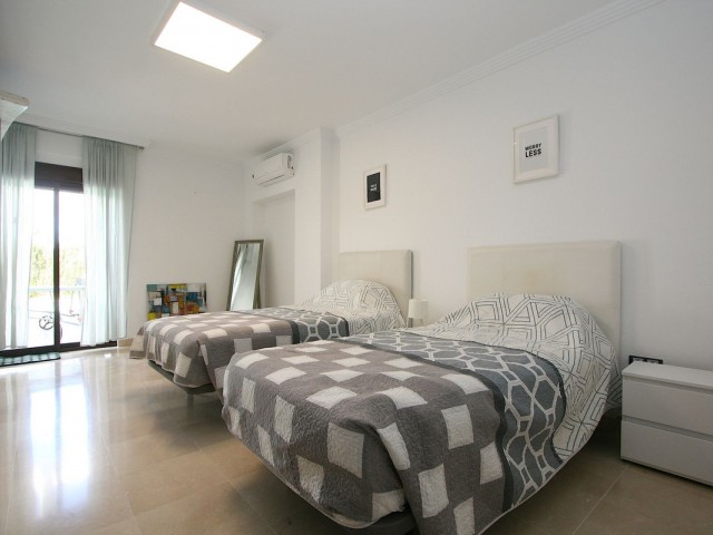 Villa, Sierrezuela, R5201422