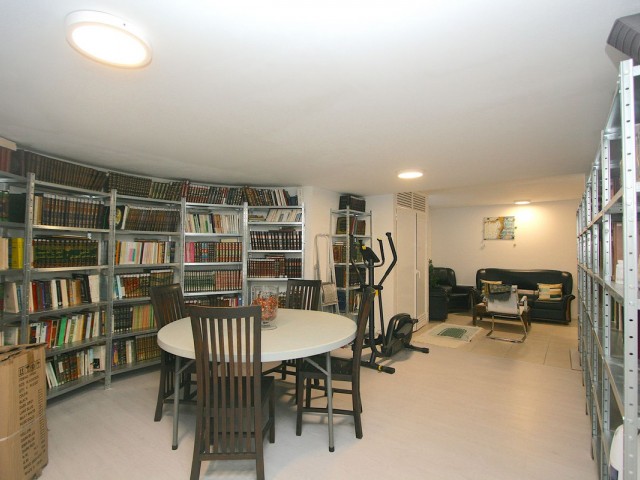 Villa avec 8 Chambres  à Sierrezuela