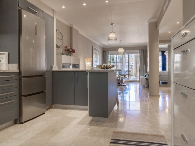 Apartment, La Cala de Mijas, R5201845