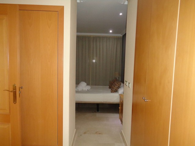 2 Bedrooms Apartment in Benahavís