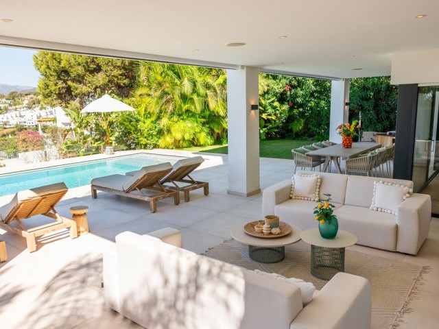 Villa avec 6 Chambres  à Artola