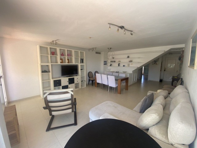 Apartment, Torrequebrada, R5150113