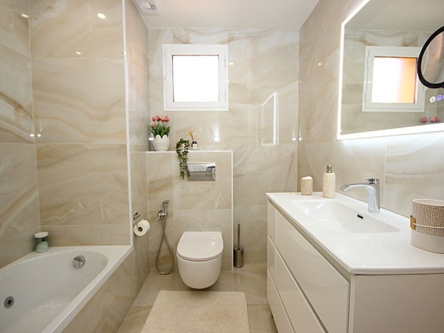 2 Schlafzimmer Apartment in Reserva de Marbella