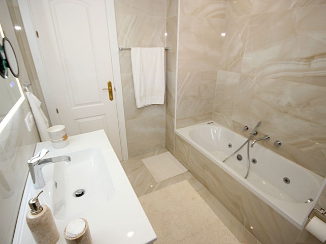 2 Schlafzimmer Apartment in Reserva de Marbella