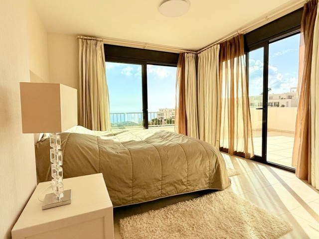 Penthouse in Altos de los Monteros