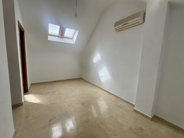 3 Bedrooms Townhouse in Marbella