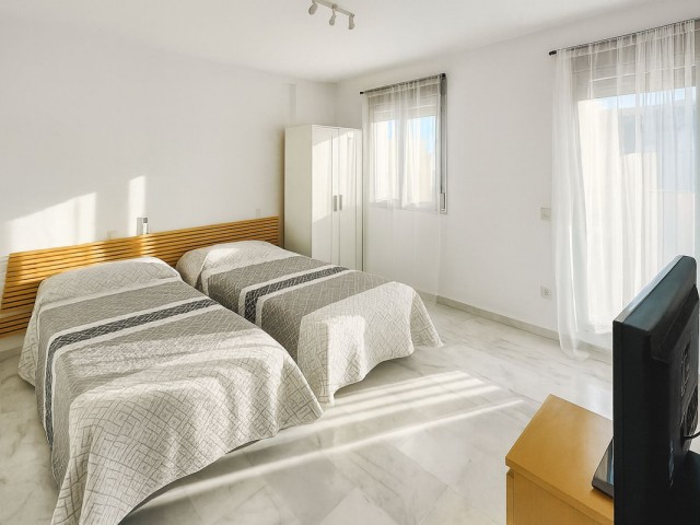 Apartamento con 3 Dormitorios  en Riviera del Sol