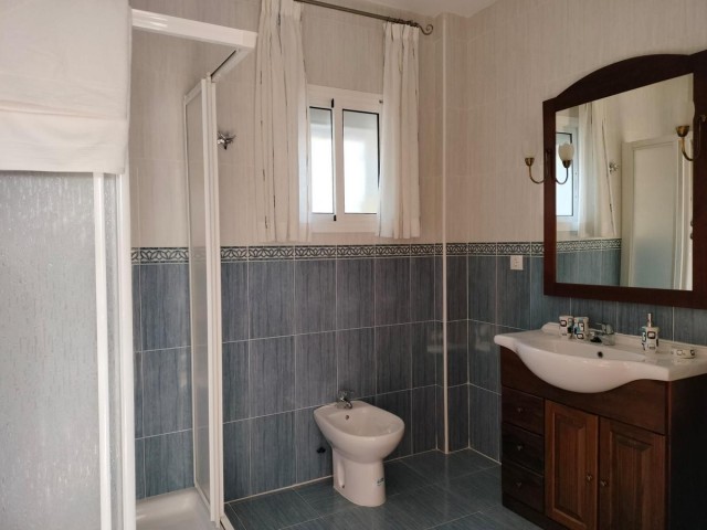 7 Bedrooms Villa in Benalmadena