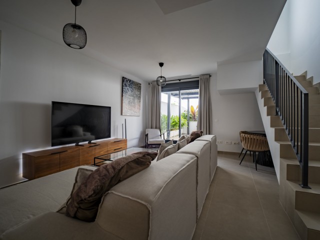 Maison mitoyenne avec 3 Chambres  à Cancelada