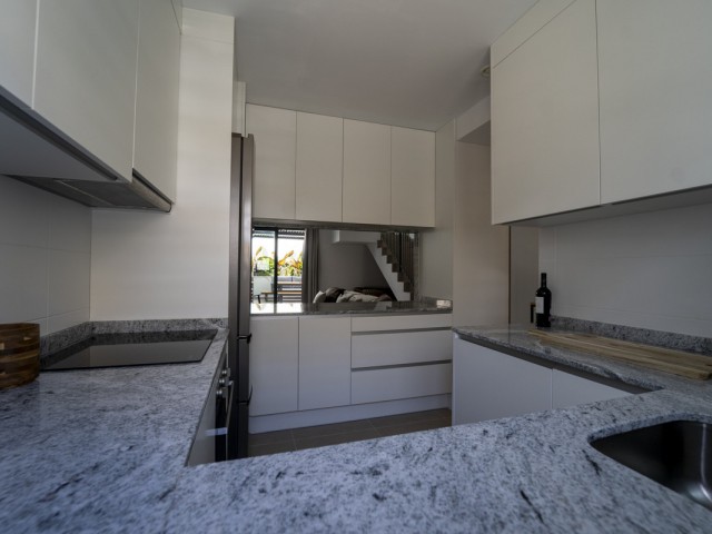 Maison mitoyenne avec 3 Chambres  à Cancelada