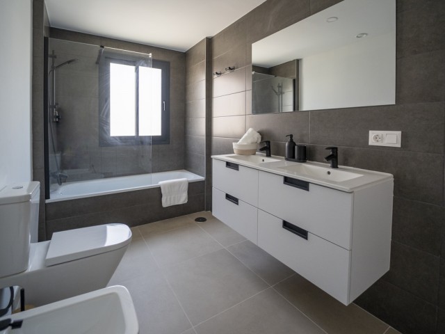 Maison mitoyenne avec 3 Chambres  à Cancelada