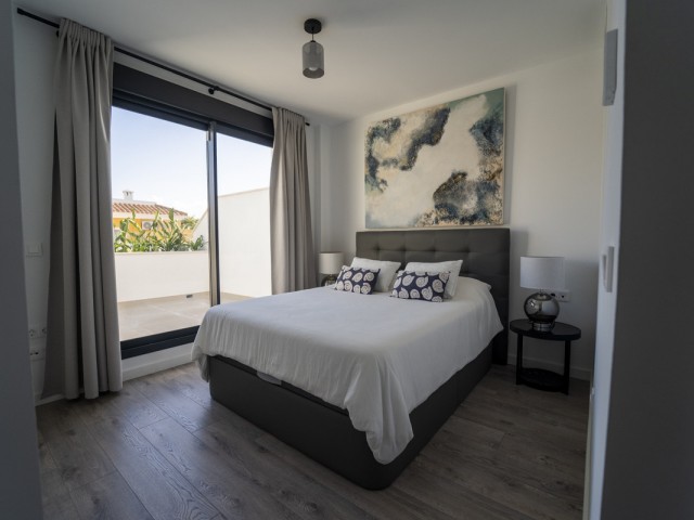Maison mitoyenne avec 3 Chambres  à Cancelada