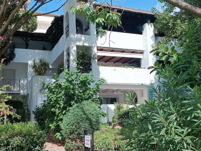 Apartment, Guadalmina Baja, R5210194