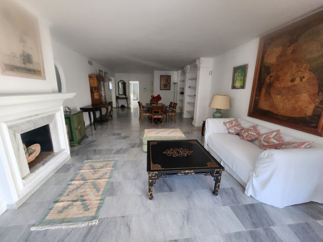 Apartment, Guadalmina Baja, R5210194