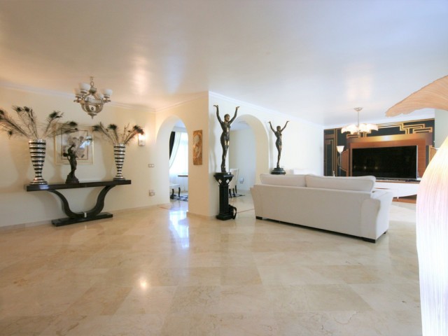 Penthouse i Guadalmina Alta