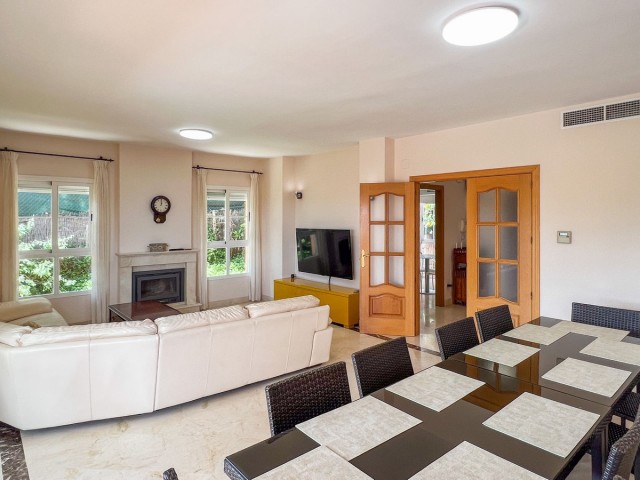 4 Schlafzimmer Villa in Cerros del Aguila
