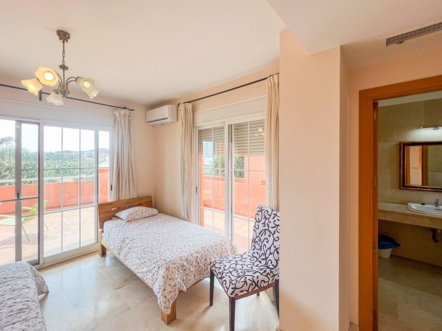 4 Schlafzimmer Villa in Cerros del Aguila