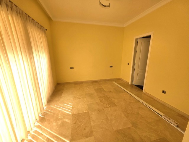 4 Bedrooms Villa in Hacienda Las Chapas