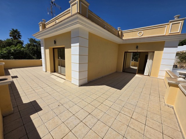 4 Bedrooms Villa in Hacienda Las Chapas