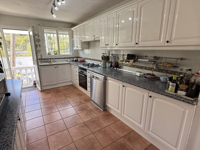 Huvila, Alhaurín de la Torre, R5202568