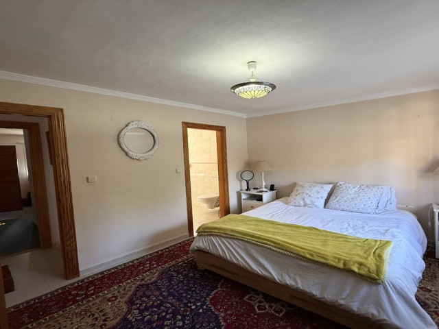 6 Soveroms Villa i Alhaurín de la Torre