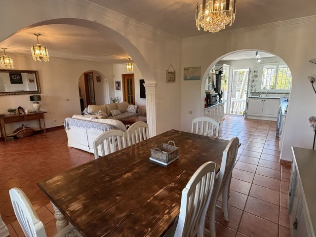 6 Sovrums Villa i Alhaurín de la Torre