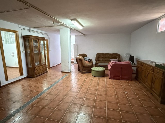 6 Sovrums Villa i Alhaurín de la Torre