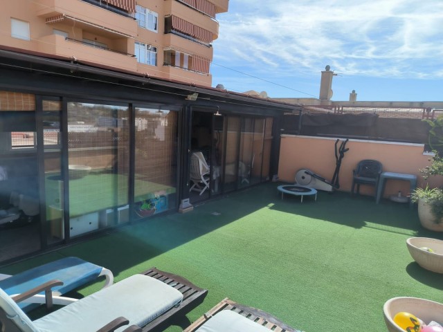 Penthouse avec 3 Chambres  à Estepona