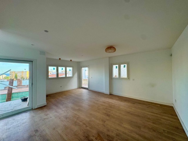 Appartement avec 3 Chambres  à Torremolinos