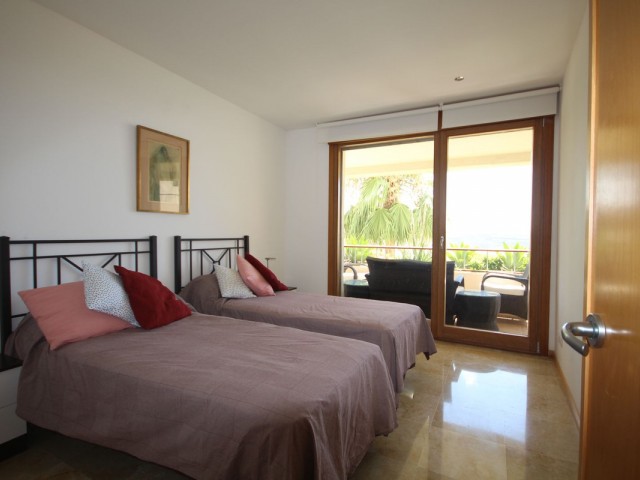 3 Bedrooms Apartment in Los Monteros