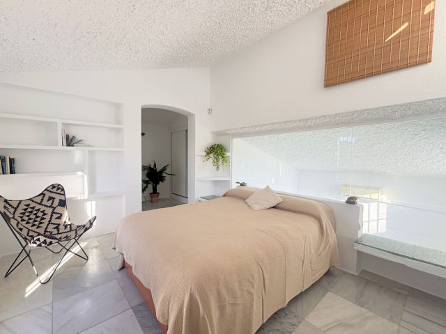 Villa, Casares Playa, R5215543