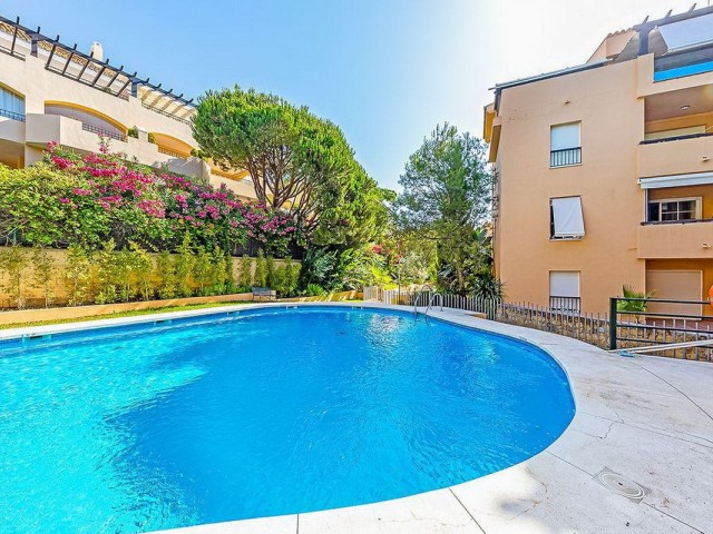2 Schlafzimmer Apartment in Elviria