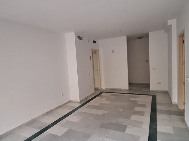 2 Schlafzimmer Apartment in Elviria