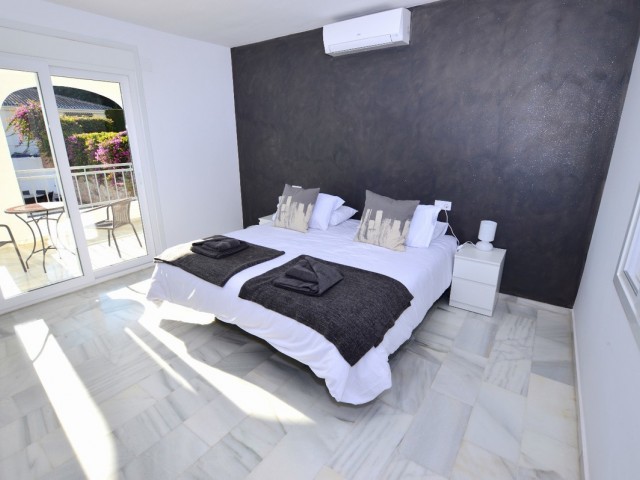 6 Bedrooms Villa in Benalmadena