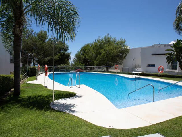 2 Bedrooms Townhouse in Sierra Blanca