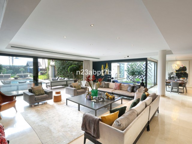 4 Soveroms Villa i Puerto Banús