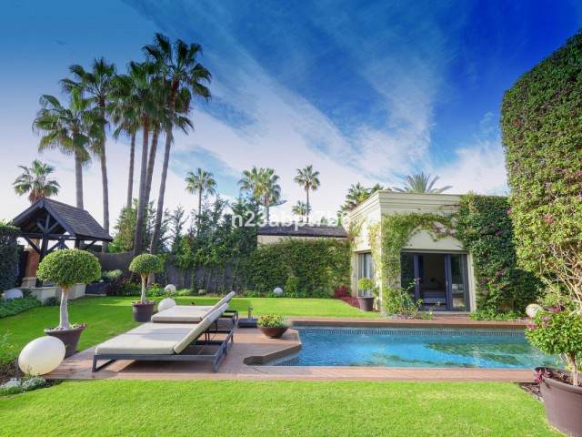 4 Soveroms Villa i Puerto Banús