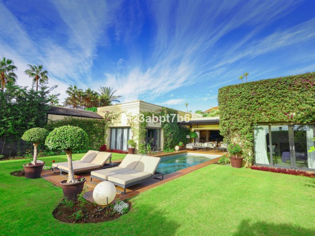 4 Soveroms Villa i Puerto Banús