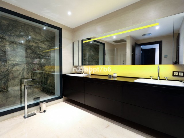 4 Soveroms Villa i Puerto Banús